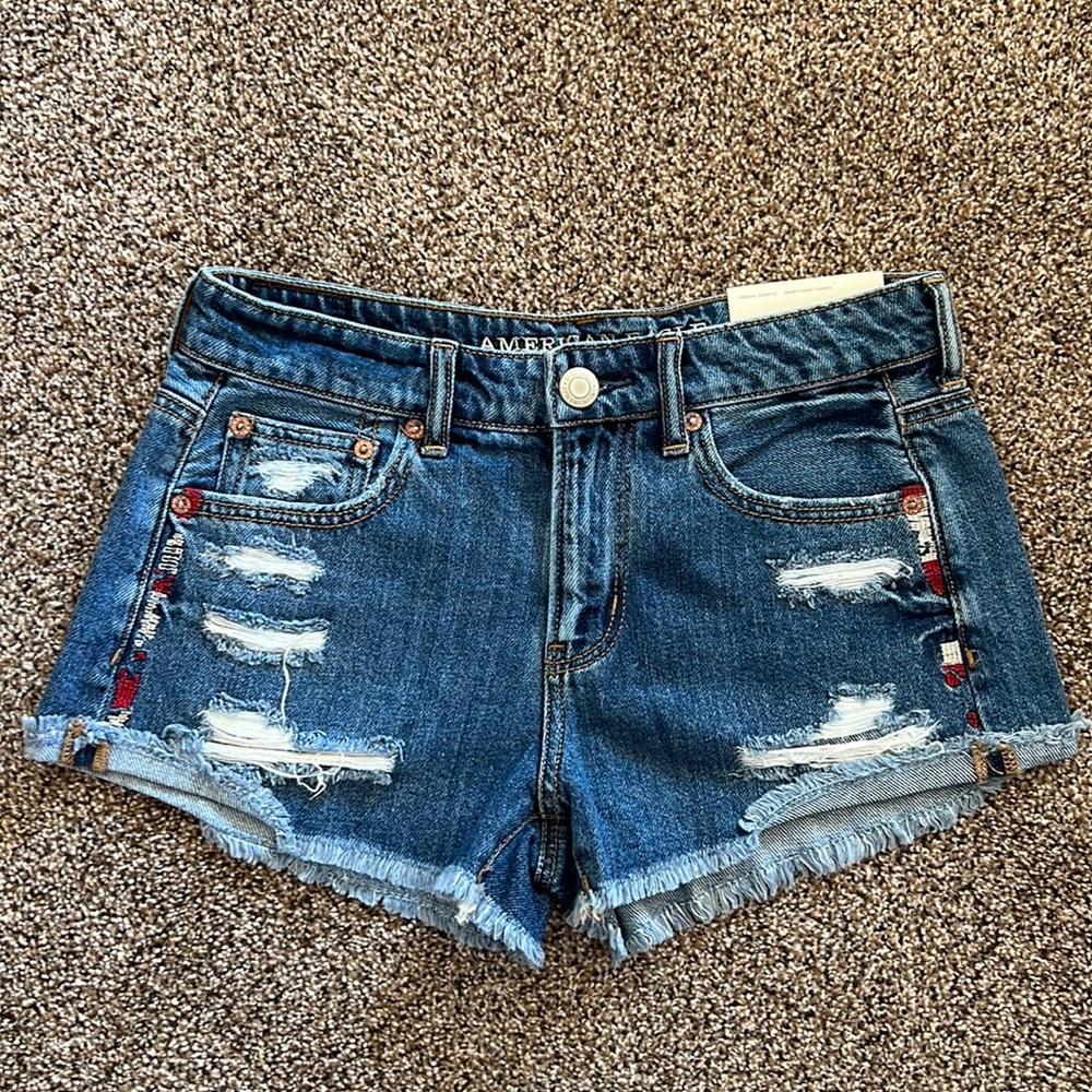 American Eagle Tomgirl Shorty cut off shorts size 2 NWT